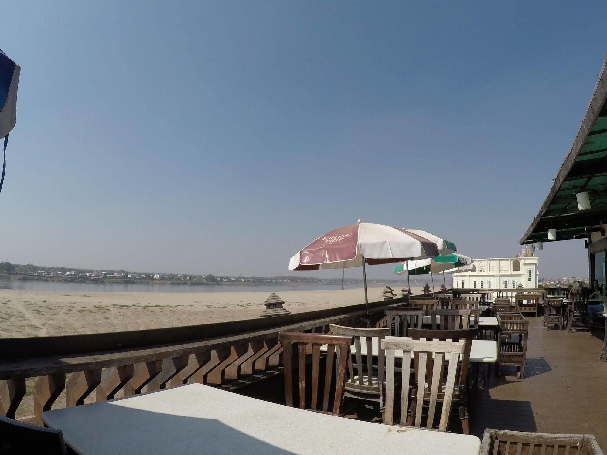 ויינטיאן Sengtawan Riverside Hotel מראה חיצוני תמונה