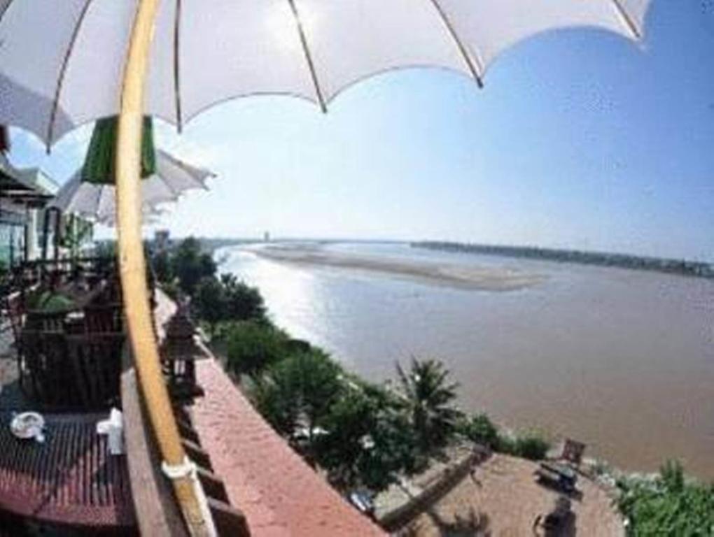 ויינטיאן Sengtawan Riverside Hotel מראה חיצוני תמונה